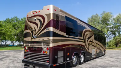 2010 Prevost Liberty photo 5