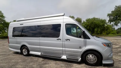 2025 Ogv V-rv photo 2