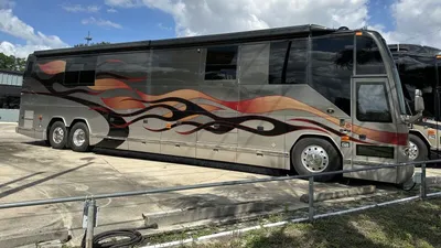 2006 Featherlite Featherlite H3 45