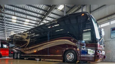 2008 Marathon Coach Marathon Coach H3-45 Triple Slide