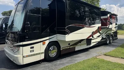 2008 Featherlite Featherlite H3 45