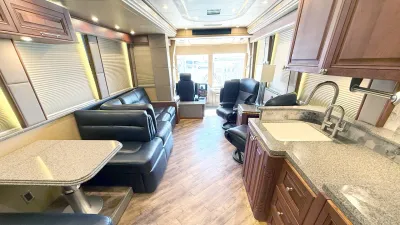 2017 Emerald Emerald Emerald photo 4