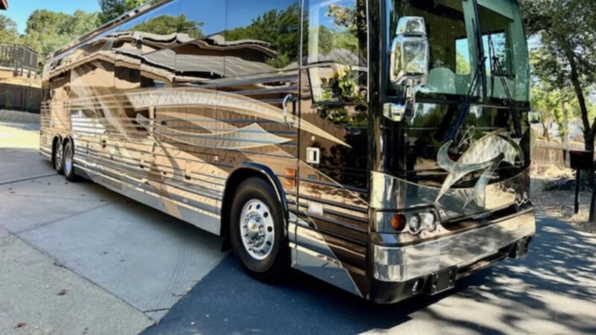 2009 Prevost Country Coach 45 XLII Country Coach