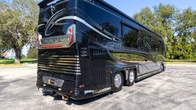 2012 Newell P2000I photo 5