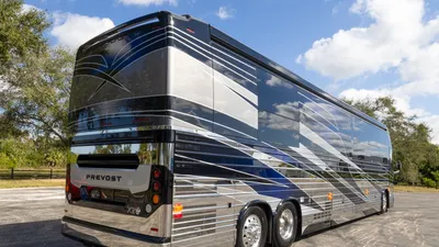 2025 Prevost Epic Country Coach photo 5