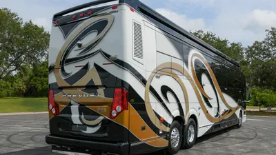 2003 Prevost Liberty Liberty photo 5