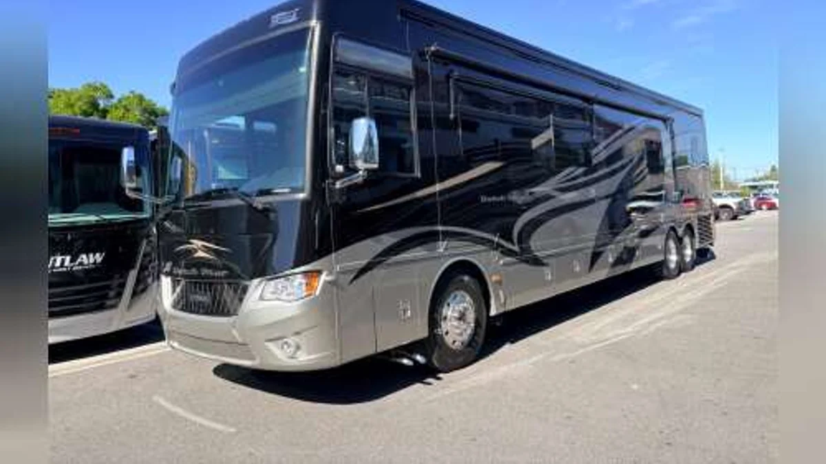 2015 Newmar Dutch Star