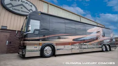 2005 Royale Royale Coach