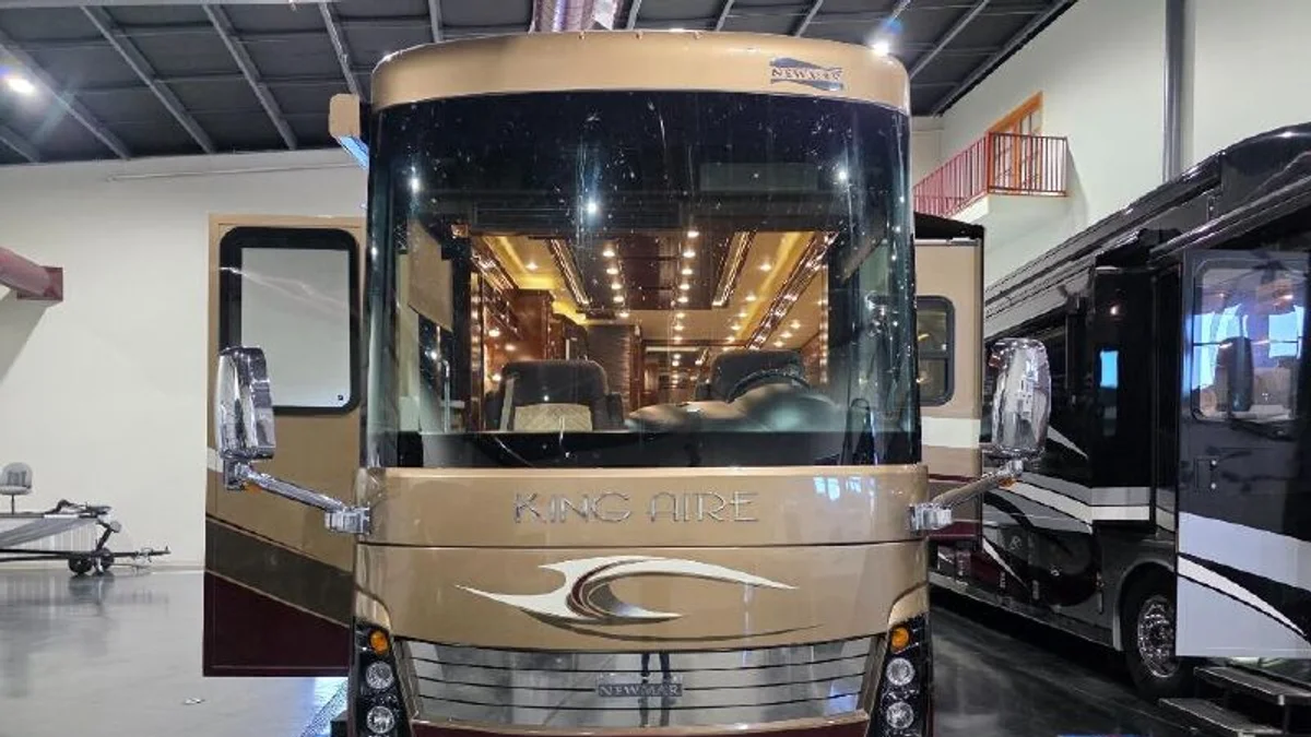 2015 Newmar King Aire