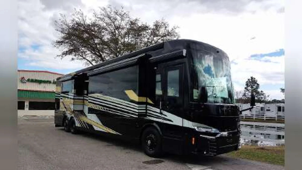 2025 Newmar King Aire