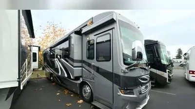 2019 Newmar New Aire Freightliner