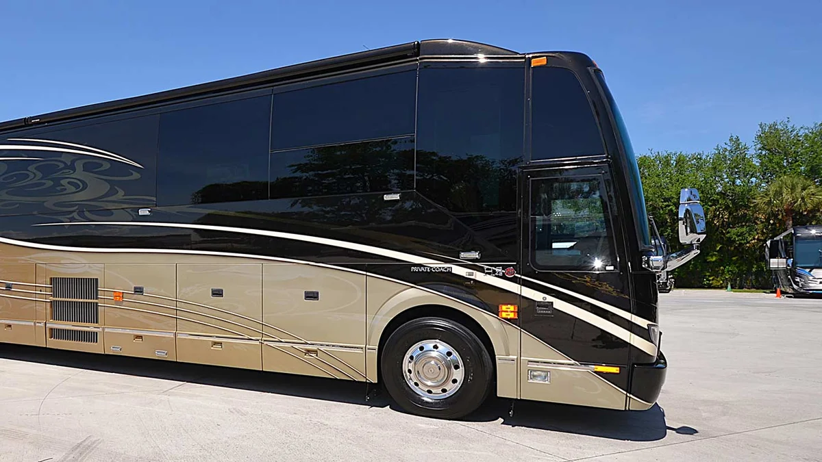 2013 Liberty Coach Elegant Lady Liberty