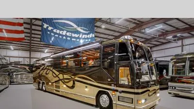 2000 Featherlite Featherlite H3 45