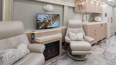 2026 Marathon Coach Marathon Coach Marathon photo 5