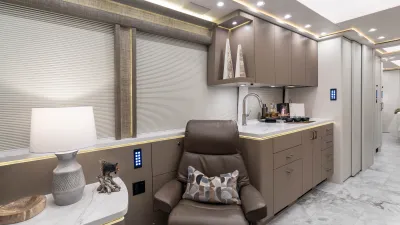 2026 Marathon Coach Marathon Coach Marathon photo 5