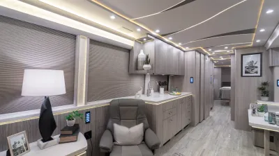 2026 Marathon Coach Marathon Coach Marathon photo 2