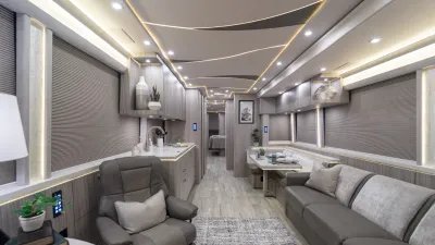 2026 Marathon Coach Marathon Coach Marathon photo 4