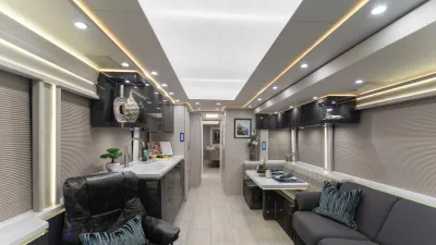 2025 Marathon Coach Marathon Coach Marathon photo 4