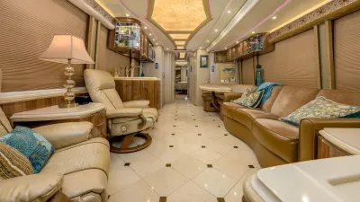 2019 Marathon Coach Marathon Coach Marathon photo 4