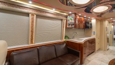 2016 Marathon Coach Marathon Coach Marathon photo 2