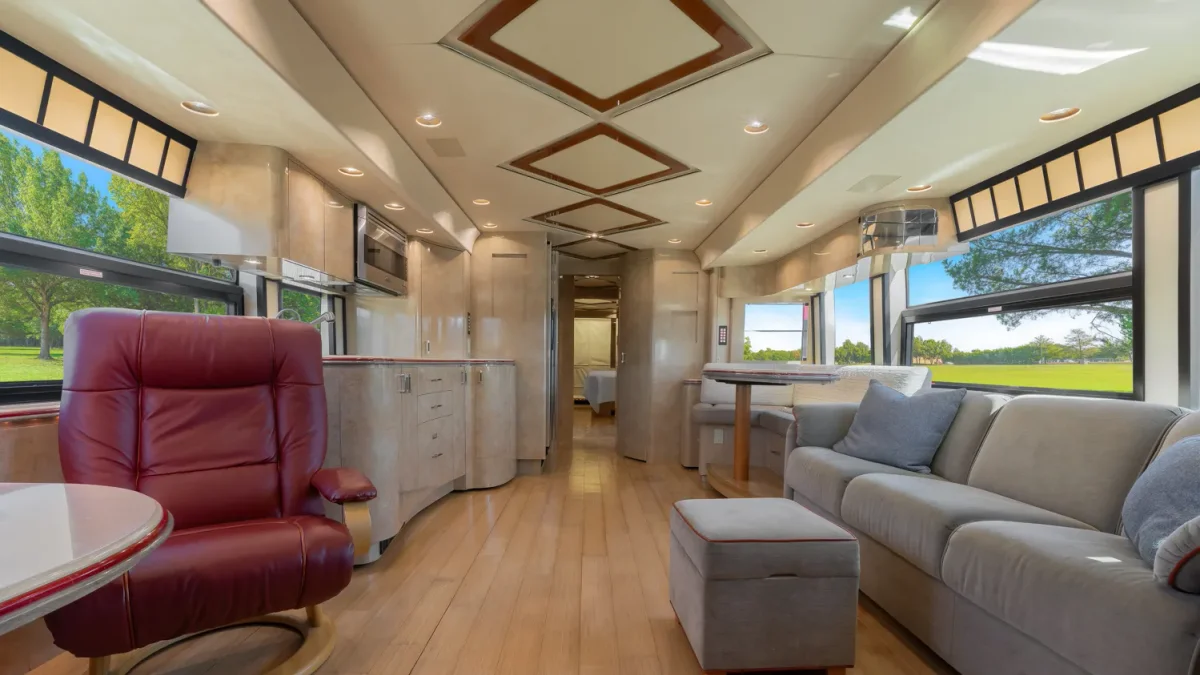 2009 Marathon Coach Marathon Coach Marathon