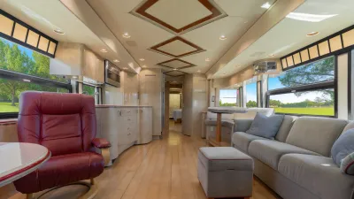 2009 Marathon Coach H3-45 Marathon