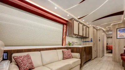 2021 Marathon Coach Marathon Coach Marathon photo 2