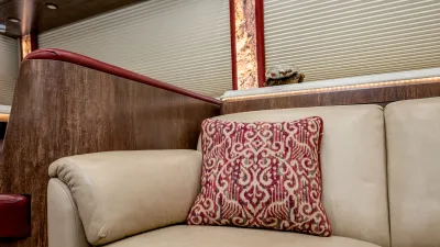 2021 Marathon Coach Marathon Coach Marathon photo 5