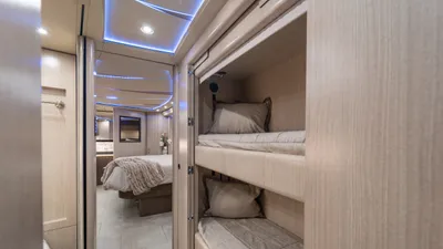 2020 Marathon Coach Marathon Coach Marathon photo 3