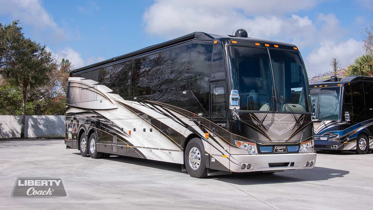 2022 Liberty Coach Elegant Lady Liberty