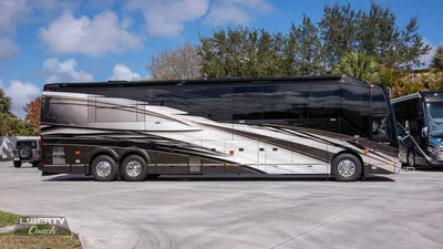2022 Liberty Coach Elegant Lady Liberty photo 3
