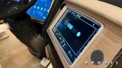 2027 Newell P50 Newell photo 4