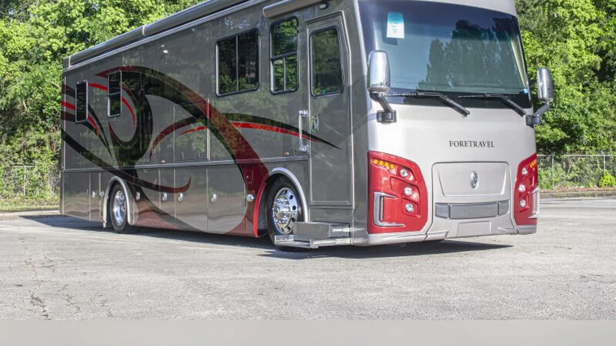 2020 Foretravel IC-37