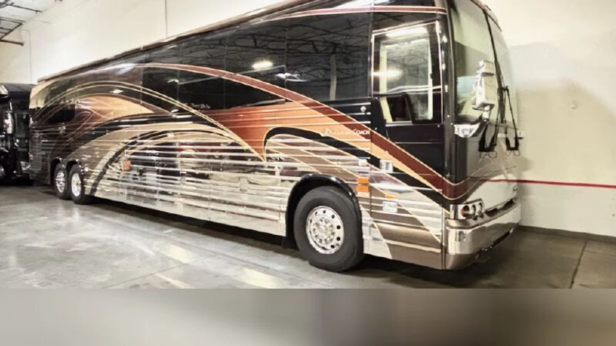 2006 Prevost Country Coach 45 XLII Country Coach