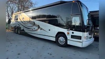 2003 Featherlite Featherlite H3 45