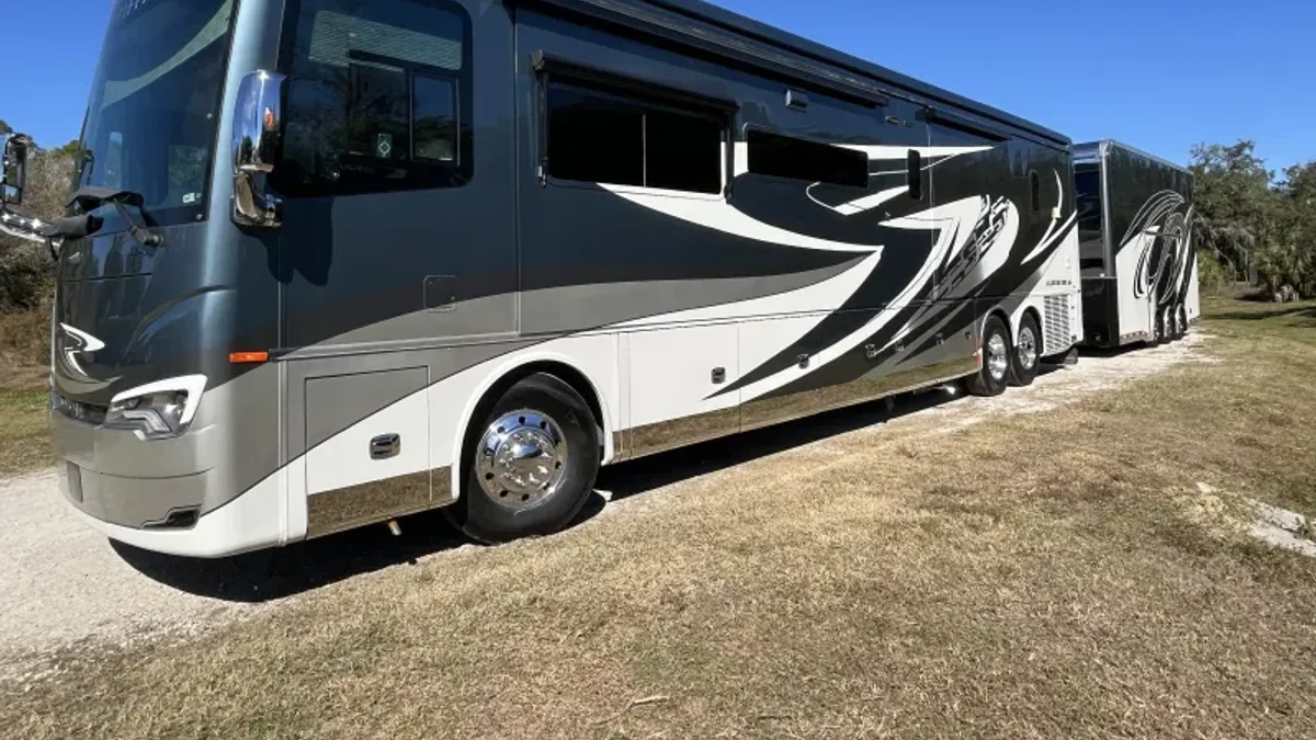 2022 Tiffin Allegro Bus 45 Opp