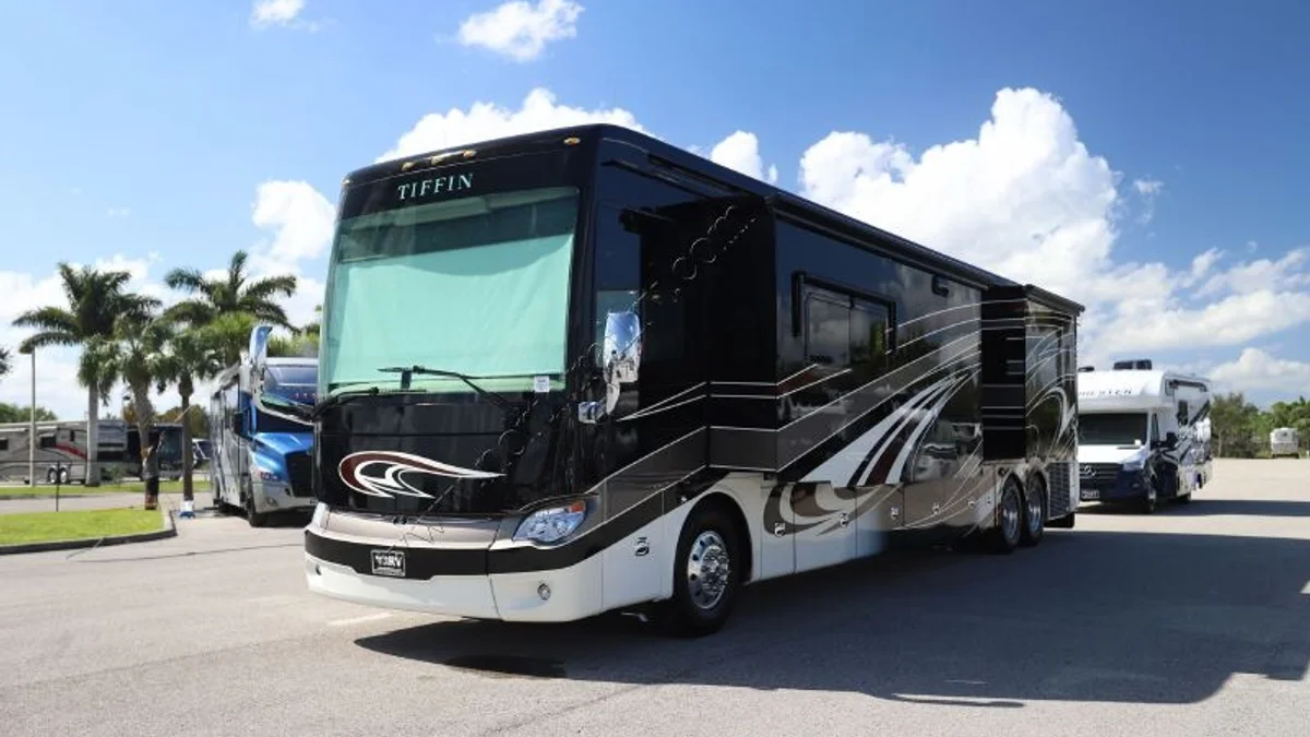 2018 Tiffin Allegro Bus 45 Opp