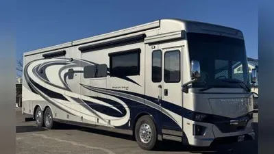 2022 Newmar Dutch Star 4369 Sold