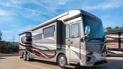 2022 Newmar Dutch Star